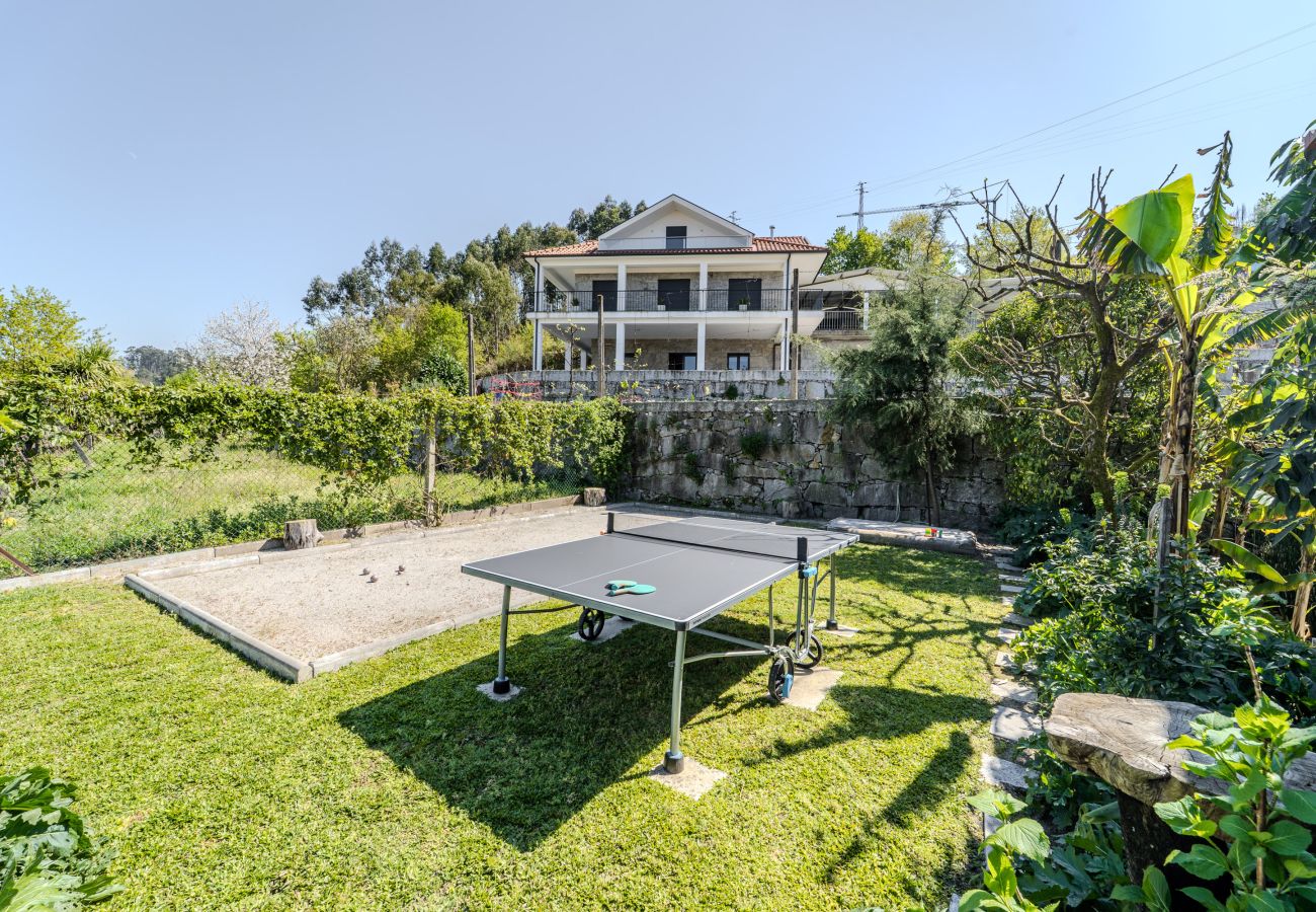 Casa em Guimarães - Gondomar Guimarães - Moradia V3 com piscina natural by House and People