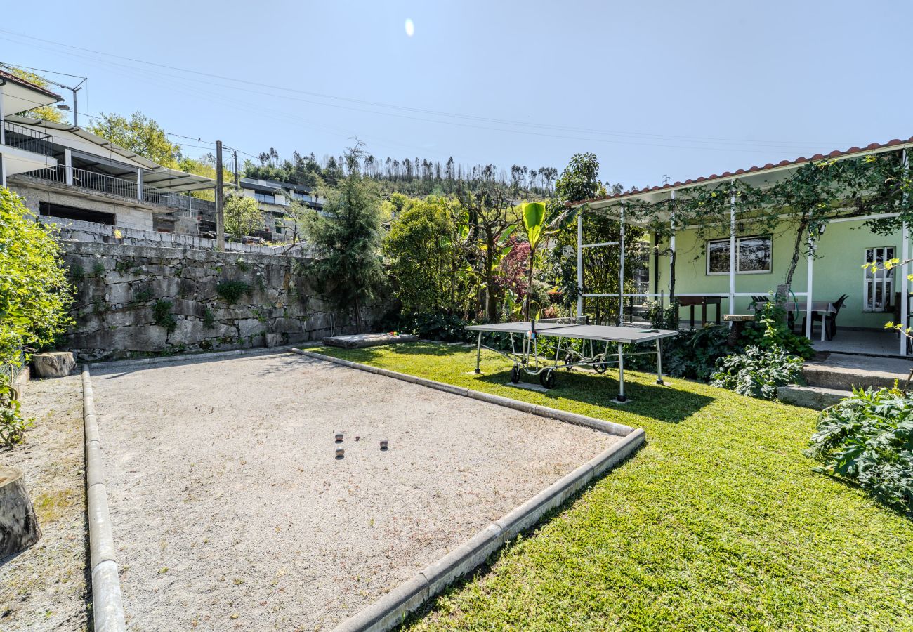 Casa em Guimarães - Gondomar Guimarães - Moradia V3 com piscina natural by House and People