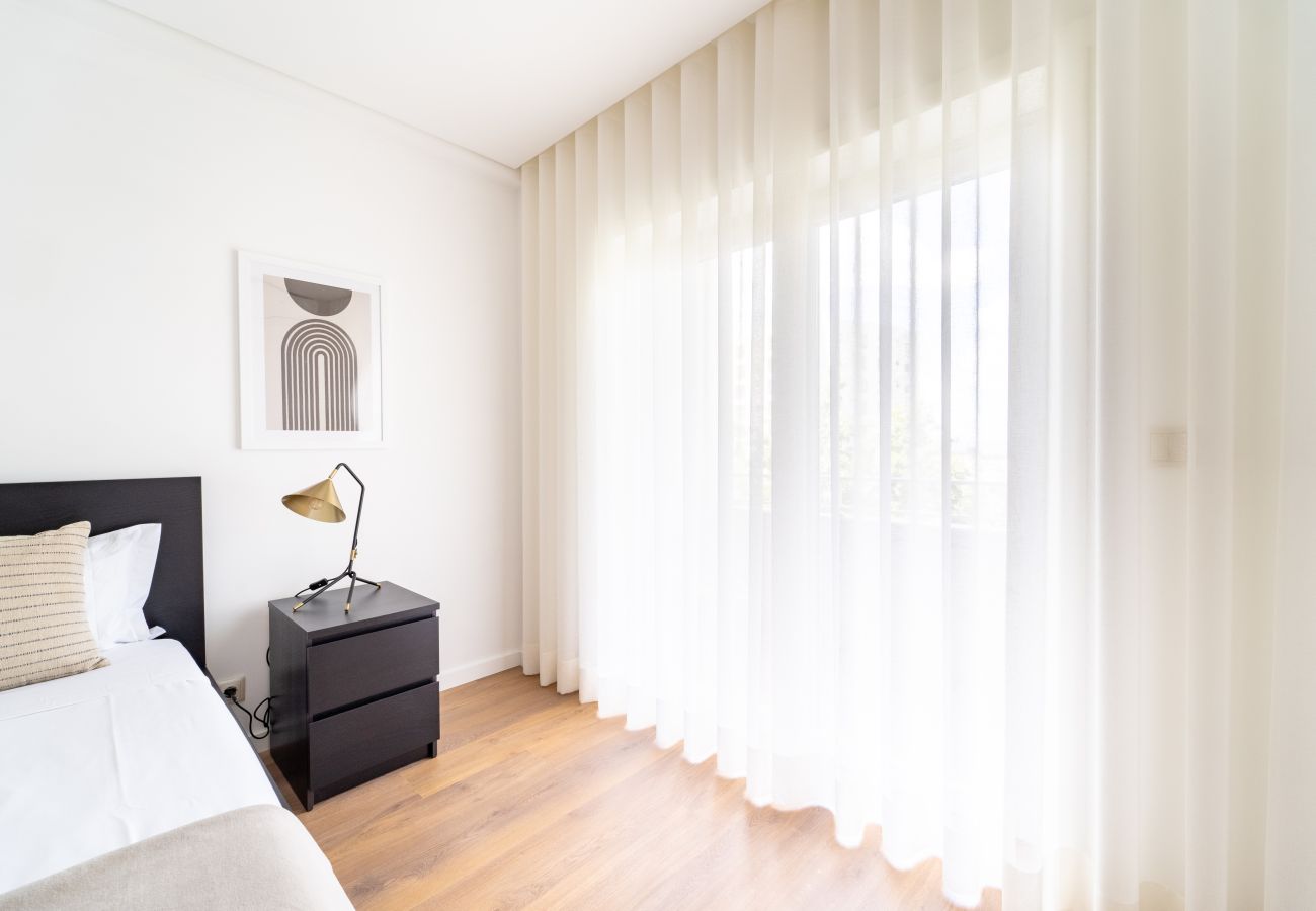 Apartamento em Braga - António Marinho by House and People