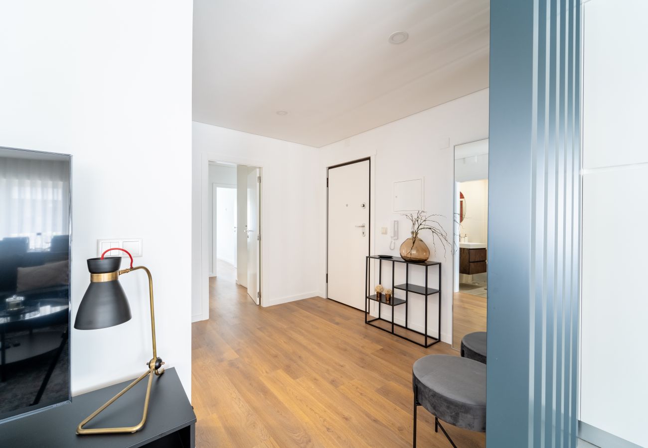 Apartamento em Braga - António Marinho by House and People
