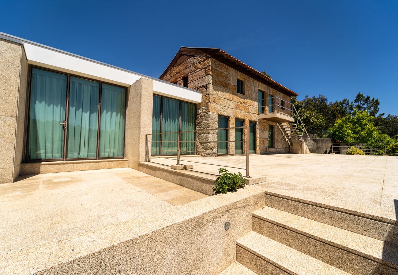 Casa em Fafe - Casa de Silvares Fafe - Moradia Premium com piscina by House and People
