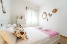 Apartamento em Póvoa de Varzim - Casino and Beach Apartment by House and People