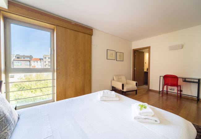 Apartamento em Braga - Alameda Ribeiro - T4 no centro histórico - Braga Apartamento em Braga - Alameda Ribeiro - T4 no centro histórico - Braga