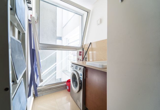 Apartamento em Braga - Alameda Ribeiro - T4 no centro histórico - Braga Apartamento em Braga - Alameda Ribeiro - T4 no centro histórico - Braga