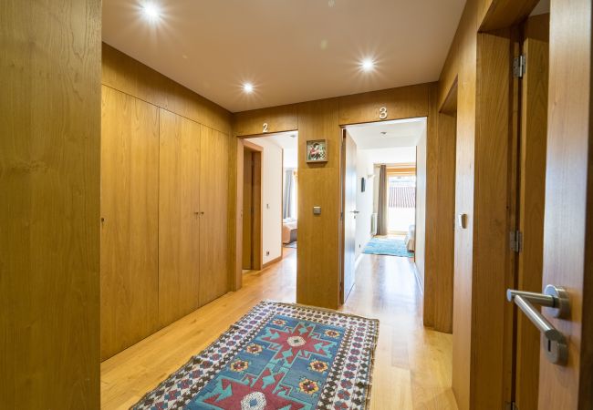 Apartamento em Braga - Alameda Ribeiro - T4 no centro histórico - Braga Apartamento em Braga - Alameda Ribeiro - T4 no centro histórico - Braga