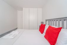 Apartamento em Braga - The Secret Door by House and People