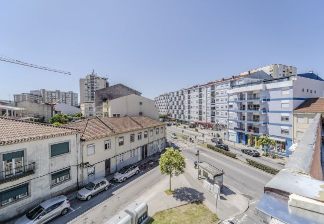 Apartamento em Braga - The Locomotive Flat by House and People  Apartamento em Braga - The Locomotive Flat by House and People
