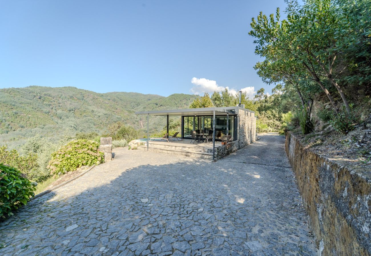 Casa em Vieira do Minho - Sorte das Gestaças by House and People