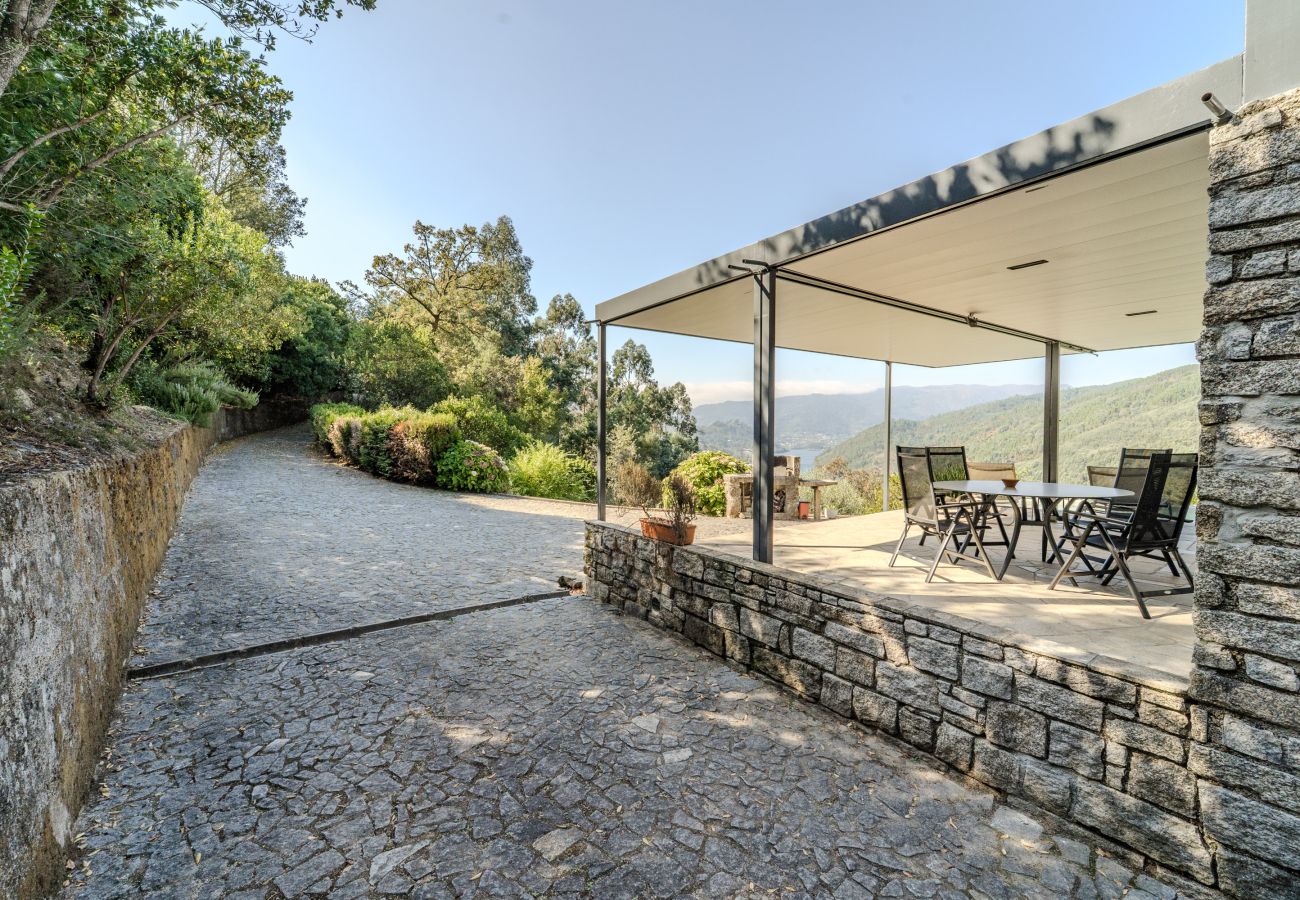 Casa em Vieira do Minho - Sorte das Gestaças by House and People