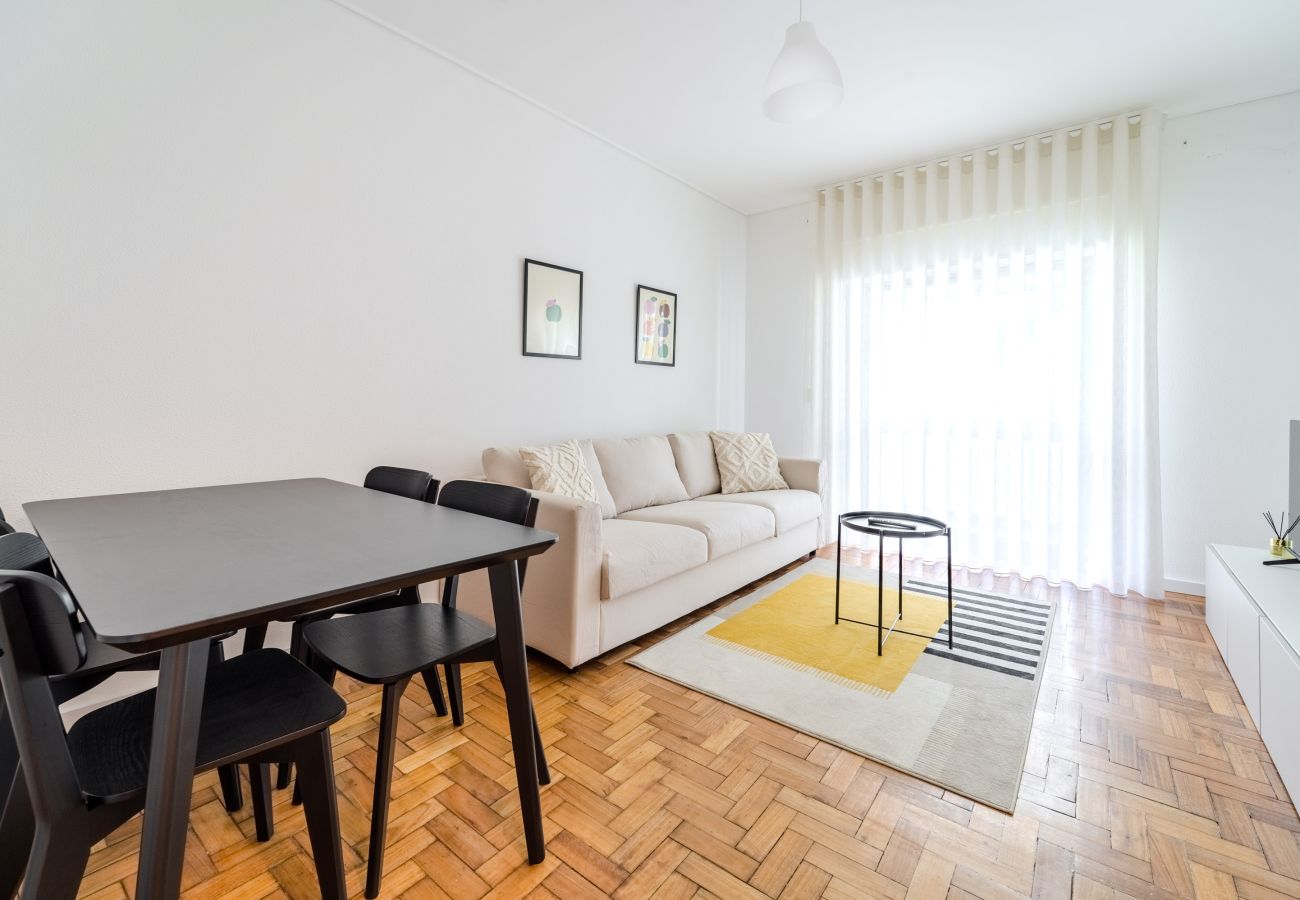 Apartamento em Braga - El&amp;amp;amp;amp;amp;iacute;sio&amp;amp;amp;amp;amp;#039;s Urban Apartment by House and People 