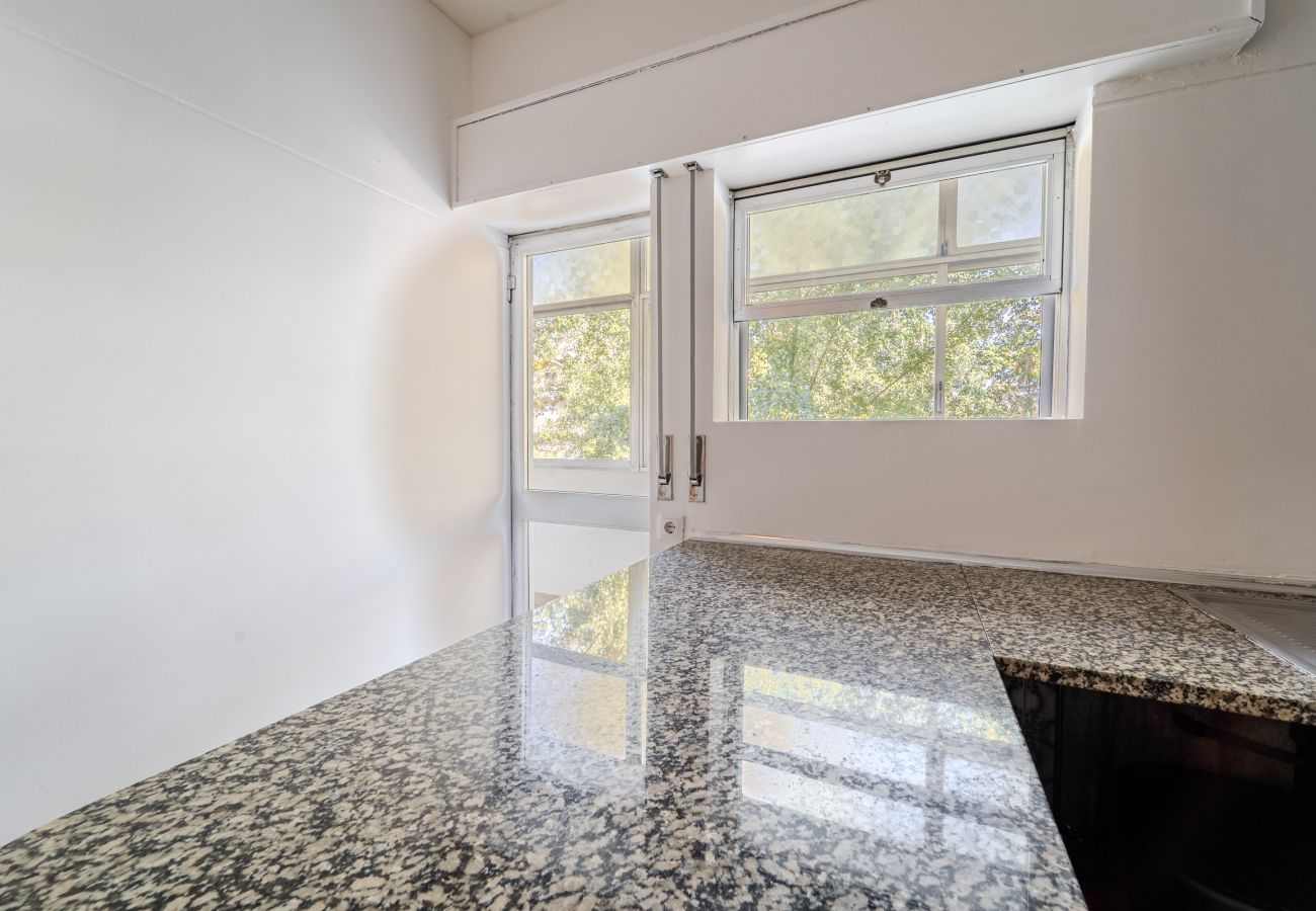 Apartamento em Braga - El&amp;amp;amp;amp;amp;iacute;sio&amp;amp;amp;amp;amp;#039;s Urban Apartment by House and People 