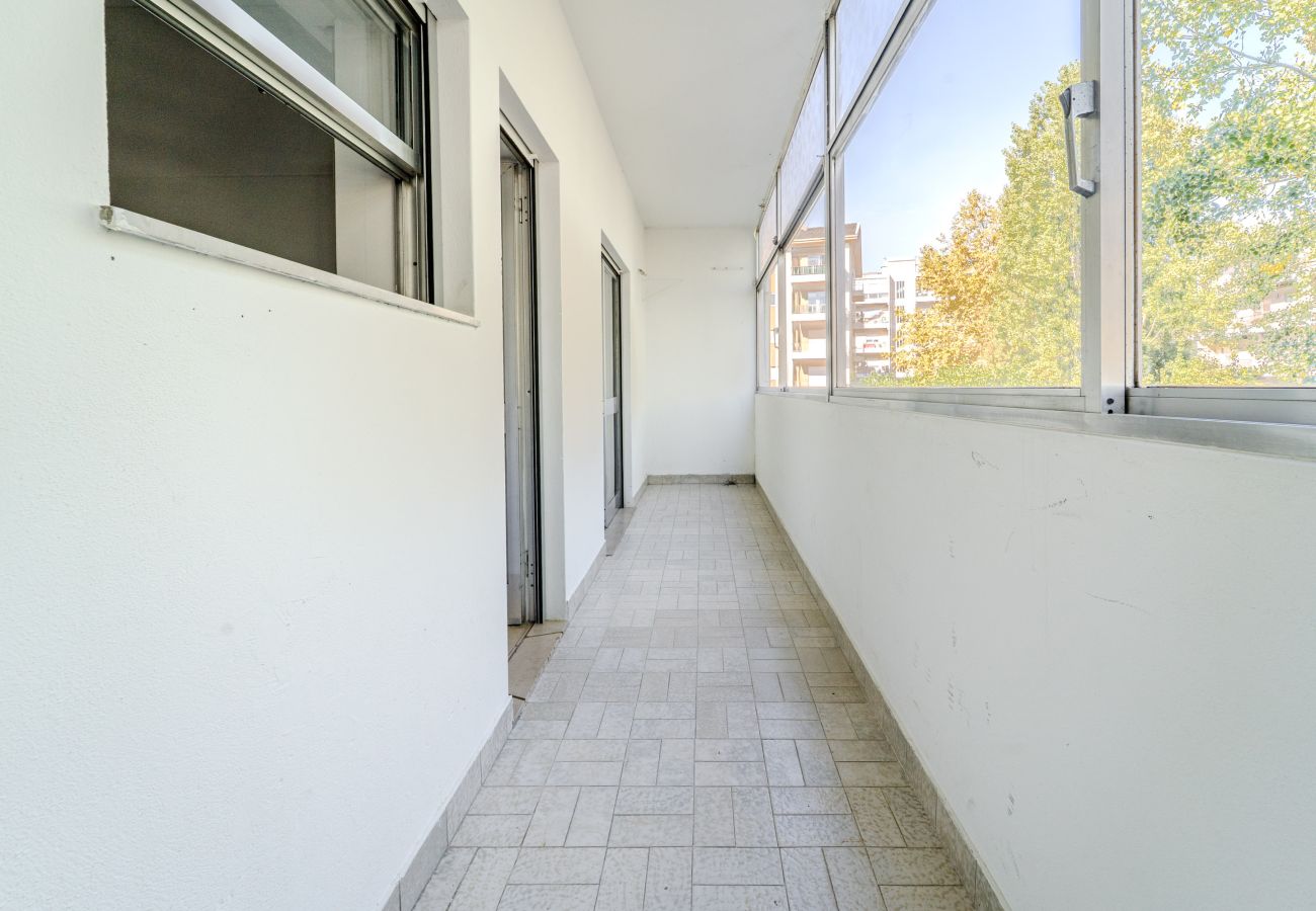 Apartamento em Braga - El&amp;amp;amp;amp;amp;iacute;sio&amp;amp;amp;amp;amp;#039;s Urban Apartment by House and People 