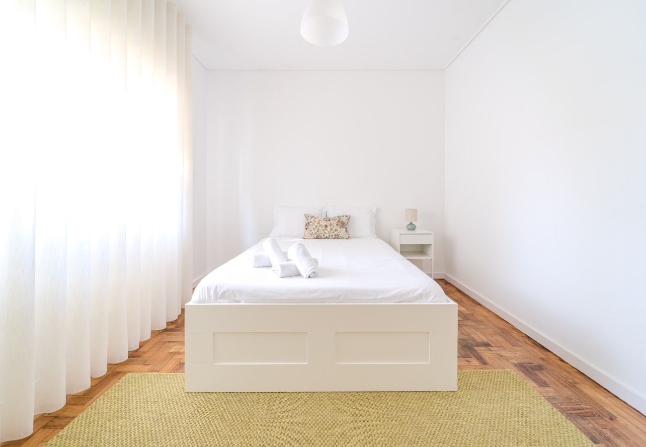 Apartamento em Braga - El&amp;amp;amp;amp;amp;iacute;sio&amp;amp;amp;amp;amp;#039;s Urban Apartment by House and People 