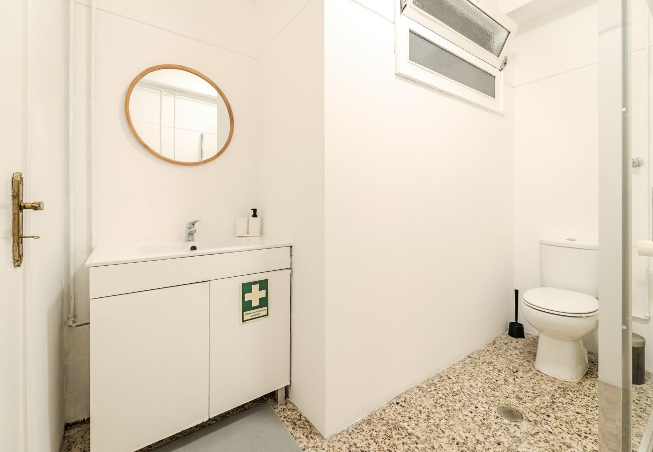 Apartamento em Braga - El&amp;amp;amp;amp;amp;iacute;sio&amp;amp;amp;amp;amp;#039;s Urban Apartment by House and People 