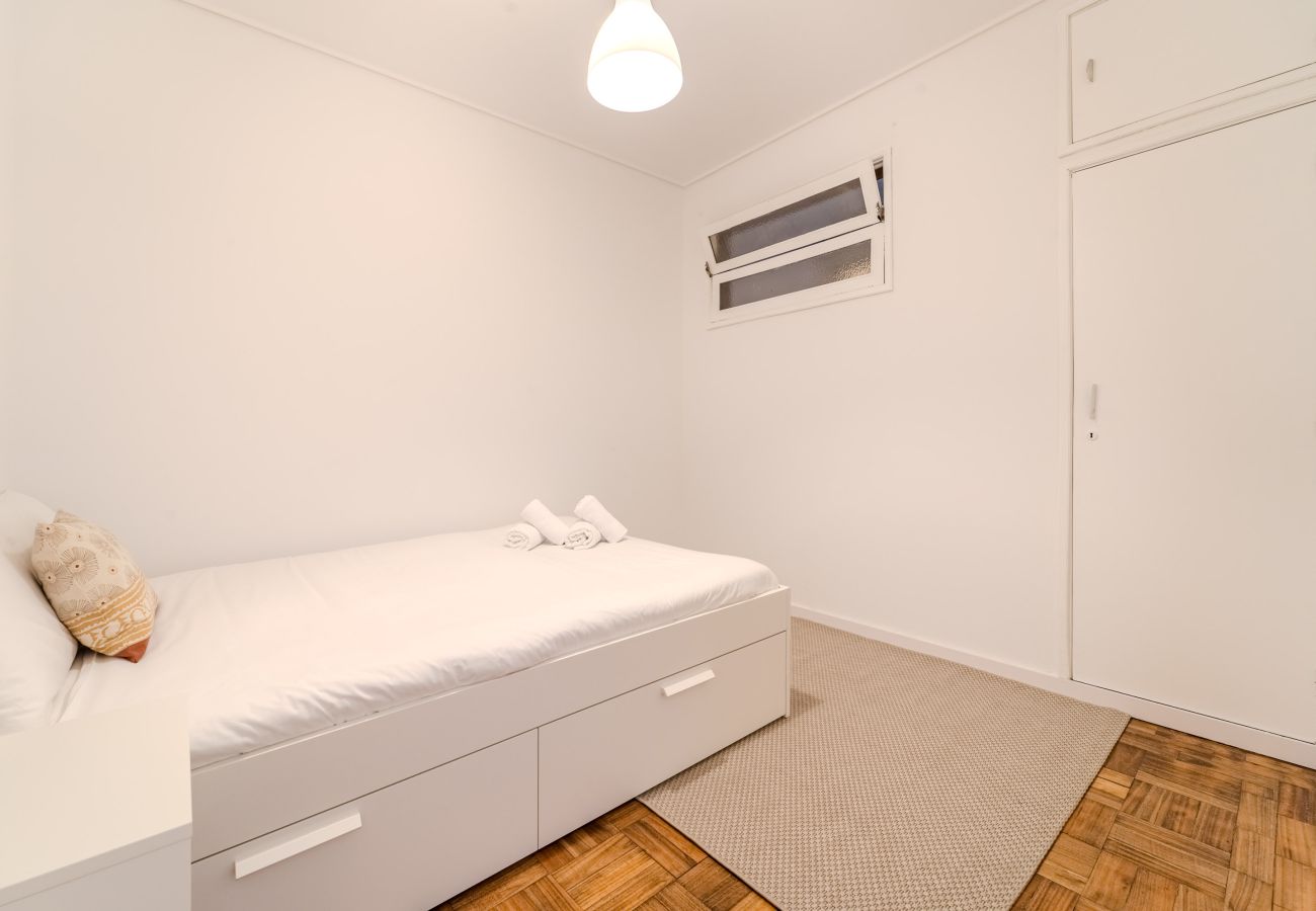 Apartamento em Braga - El&amp;amp;amp;amp;amp;iacute;sio&amp;amp;amp;amp;amp;#039;s Urban Apartment by House and People 