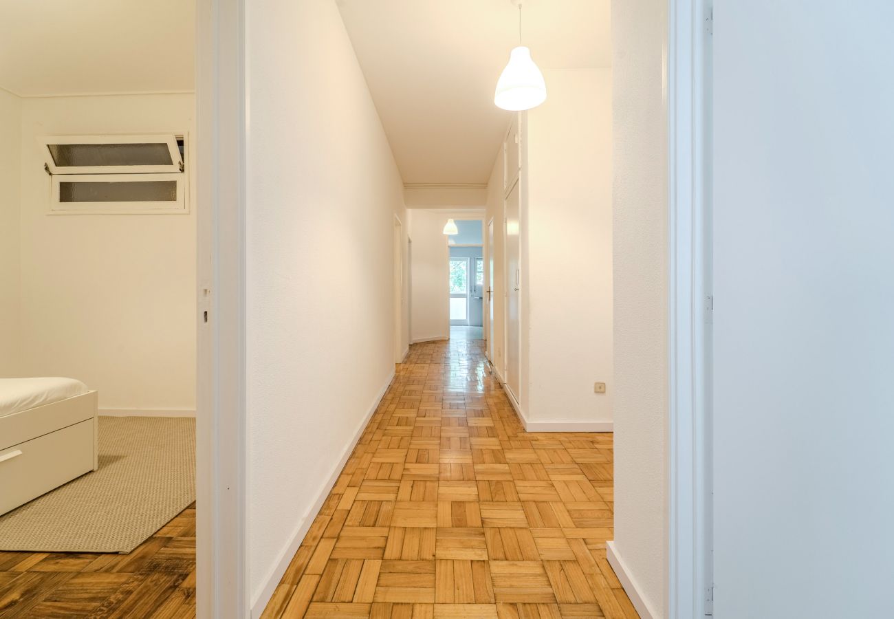 Apartamento em Braga - El&amp;amp;amp;amp;amp;iacute;sio&amp;amp;amp;amp;amp;#039;s Urban Apartment by House and People 