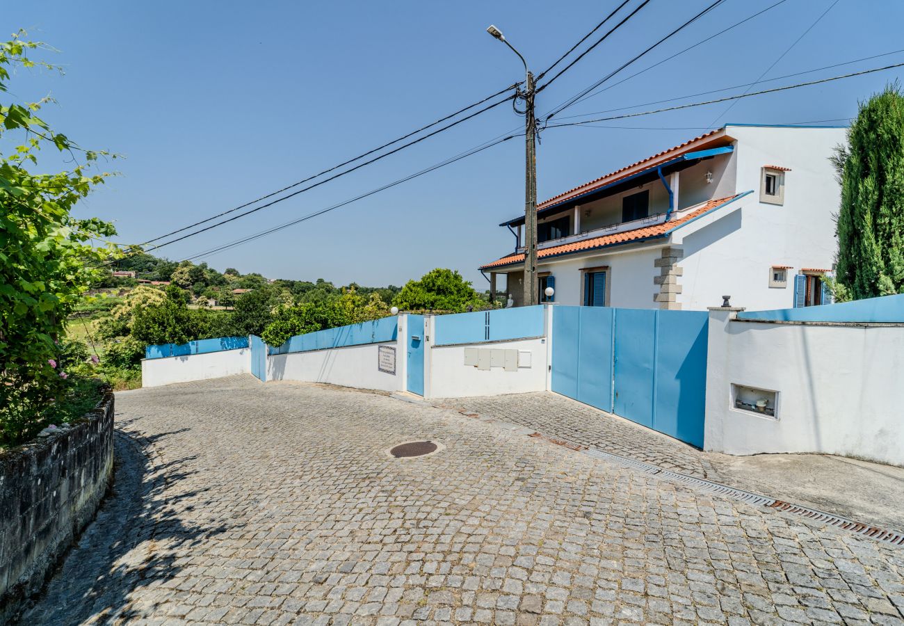 Casa em Santa Lucrécia de Algeriz - Casa da Teresa by House and People