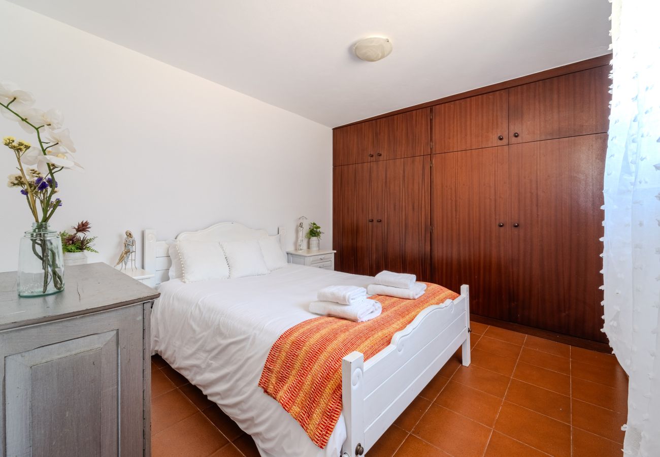 Casa em Santa Lucrécia de Algeriz - Casa da Teresa by House and People