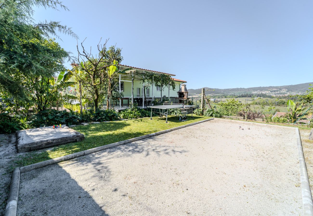 House in Guimarães - Gondomar Guimarães - Moradia V3 com piscina natural by House and People