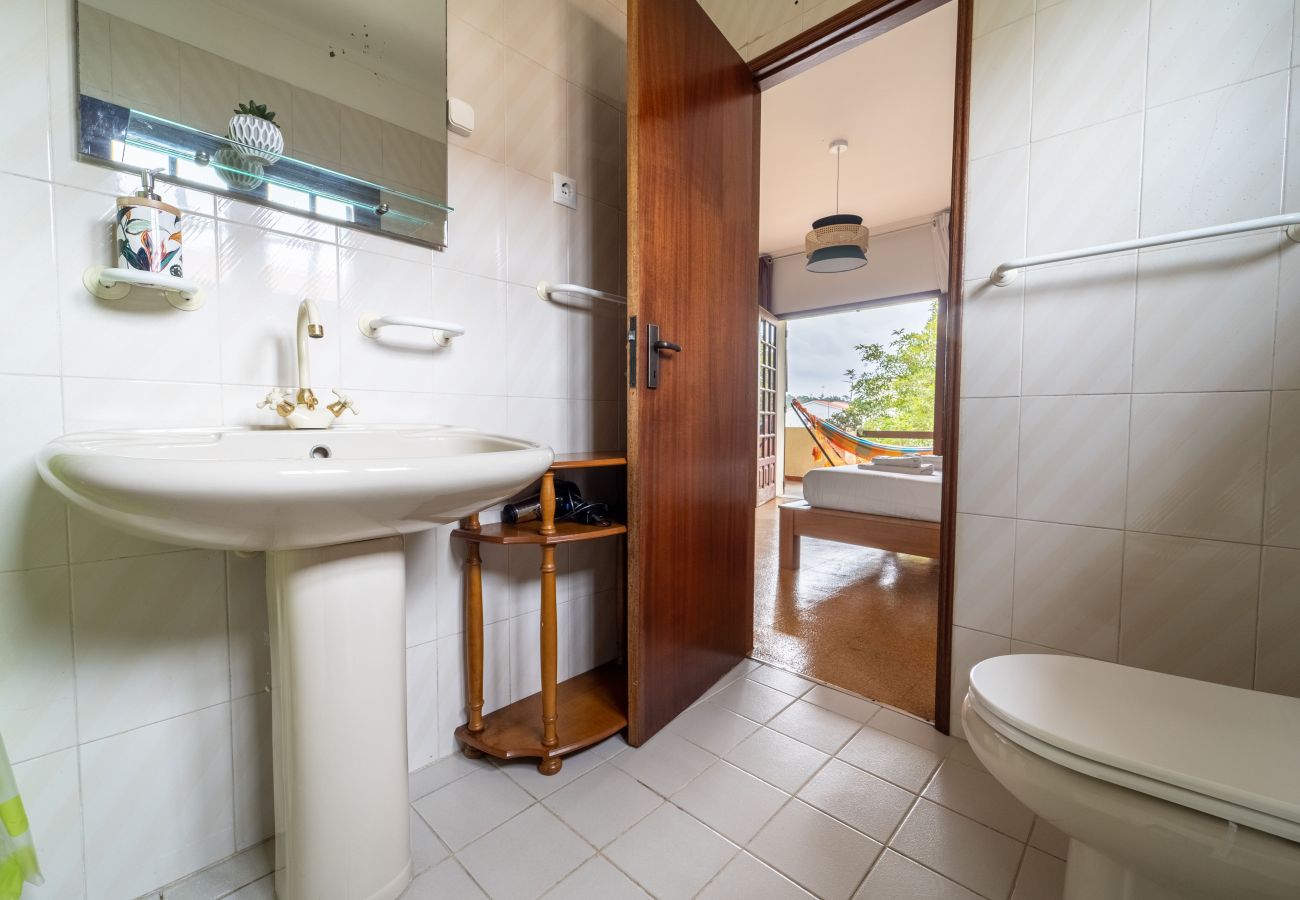 House in Viana do Castelo - Amorosa Villa, 500m from the beach by House and People