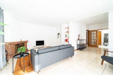 Apartment in Braga - Flat Armada II - Apartamento T5 junto ao BragaParque