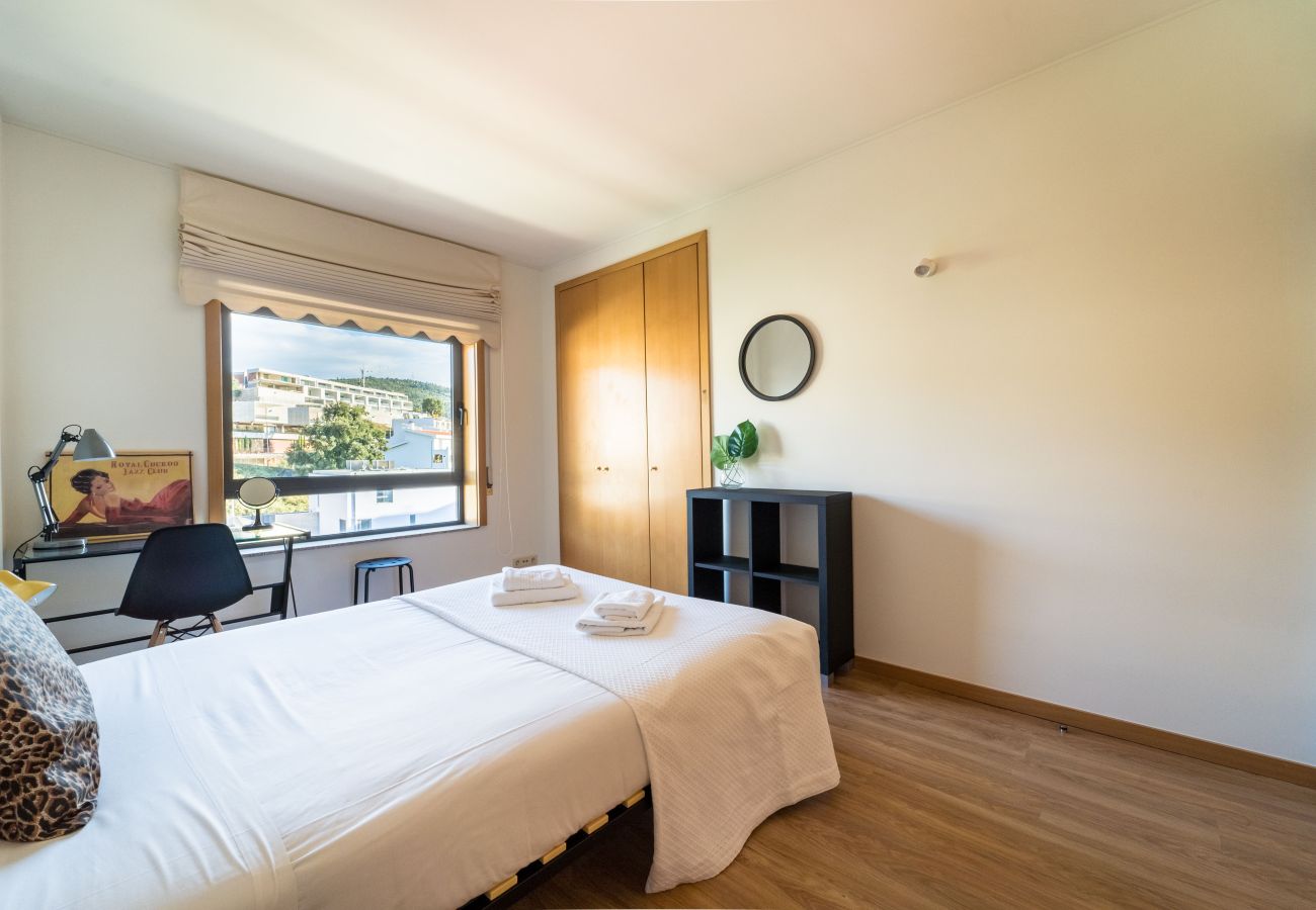 Apartment in Braga - Espírito Santo - T4 apartamento familiar - Braga