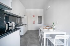 Apartment in Braga - Elísio de Moura, Family Apartment close to the City Center