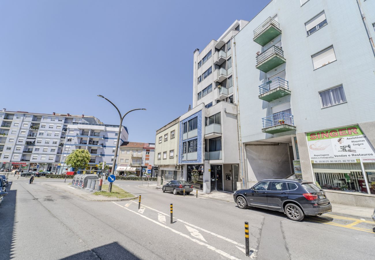 Apartment in Braga - The Locomotive Flat by House and People 