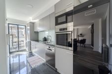 Apartment in Braga - The Locomotive Flat by House and People 