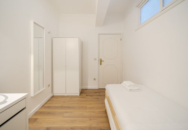 Apartment in Braga - Cruz Design by House and People Apartment in Braga - Cruz Design by House and People