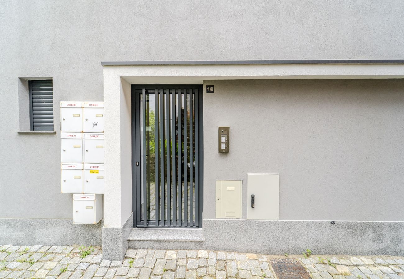 Apartment in Braga - LZ Studio by House and People 