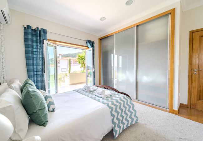 House in Carapeços - Casa Ar-Belo by House and People  House in Carapeços - Casa Ar-Belo by House and People