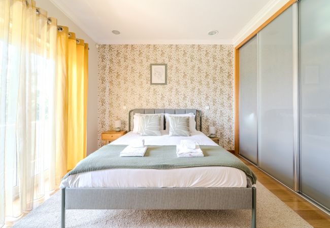 House in Carapeços - Casa Ar-Belo by House and People  House in Carapeços - Casa Ar-Belo by House and People