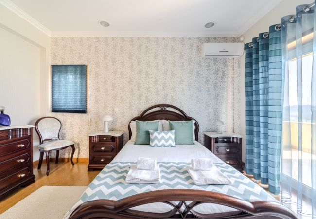 House in Carapeços - Casa Ar-Belo by House and People  House in Carapeços - Casa Ar-Belo by House and People