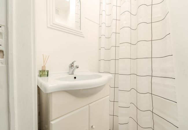 Apartment in Braga - Urban Moura Flat by House and People Apartment in Braga - Urban Moura Flat by House and People