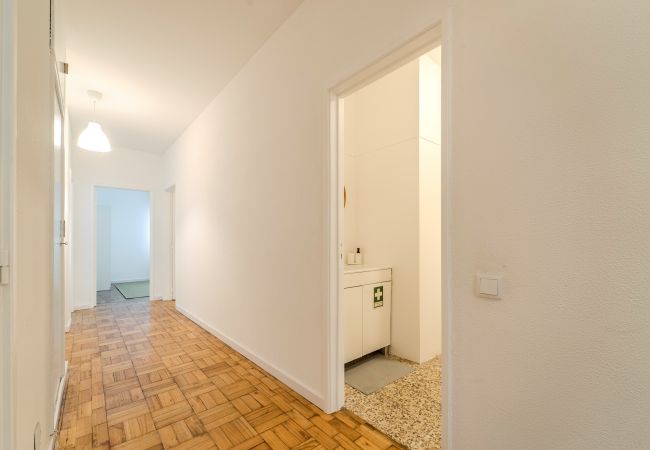 Apartment in Braga - Urban Moura Flat by House and People Apartment in Braga - Urban Moura Flat by House and People