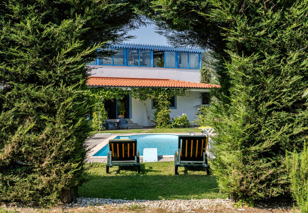 House in Santa Lucrécia de Algeriz - Casa da Teresa by House and People