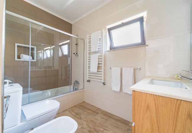 Casa en Barcelos - Casa de Eiró by House and People, Barcelos Casa en Barcelos - Casa de Eiró by House and People, Barcelos