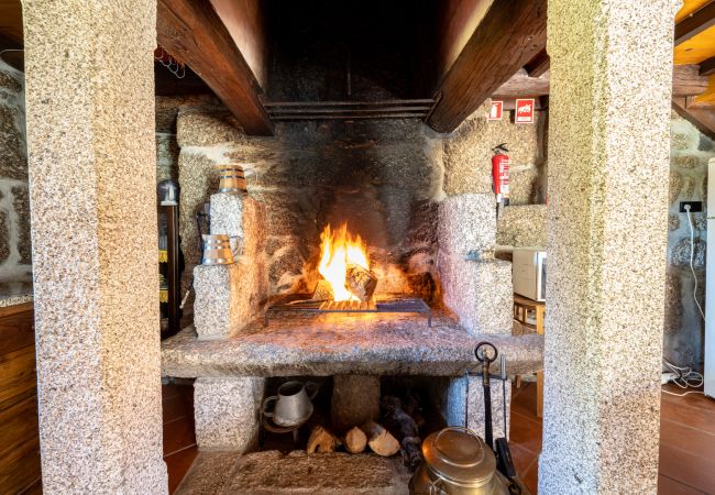 Casa en Vieira do Minho - Casa do Souto Vieira do Minho - Casa Rural com piscina by House and People Casa en Vieira do Minho - Casa do Souto Vieira do Minho - Casa Rural com piscina by House and People