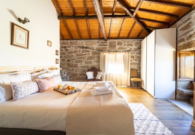 Casa en Vieira do Minho - Casa do Souto Vieira do Minho - Casa Rural com piscina by House and People Casa en Vieira do Minho - Casa do Souto Vieira do Minho - Casa Rural com piscina by House and People