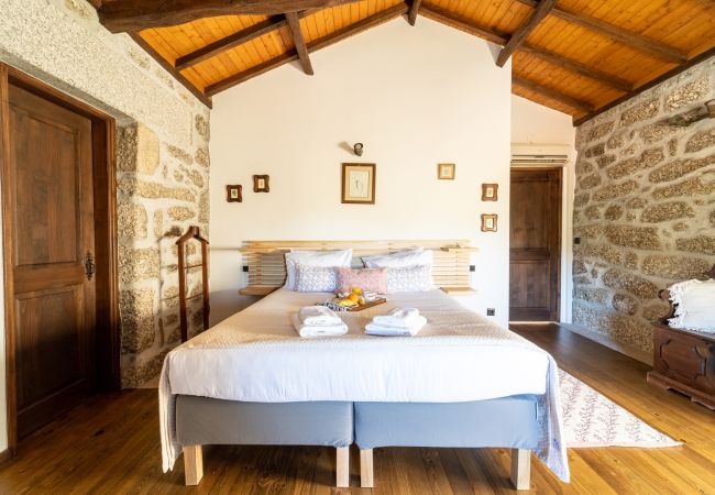 Casa en Vieira do Minho - Casa do Souto Vieira do Minho - Casa Rural com piscina by House and People Casa en Vieira do Minho - Casa do Souto Vieira do Minho - Casa Rural com piscina by House and People