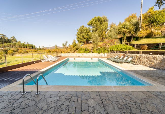 Casa en Vieira do Minho - Casa do Souto Vieira do Minho - Casa Rural com piscina by House and People Casa en Vieira do Minho - Casa do Souto Vieira do Minho - Casa Rural com piscina by House and People