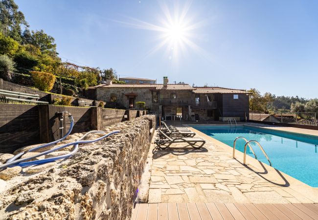 Casa en Vieira do Minho - Casa do Souto Vieira do Minho - Casa Rural com piscina by House and People Casa en Vieira do Minho - Casa do Souto Vieira do Minho - Casa Rural com piscina by House and People