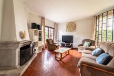 Casa en Viana do Castelo - Amorosa Villa, 500m from the beach by House and People