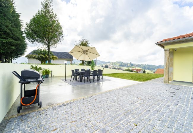 Casa en Paredes de Coura - Casa Belavista by House and People Casa en Paredes de Coura - Casa Belavista by House and People