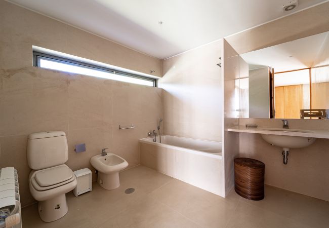 Casa en Fafe - Casa de Silvares Fafe - Moradia Premium com piscina by House and People Casa en Fafe - Casa de Silvares Fafe - Moradia Premium com piscina by House and People