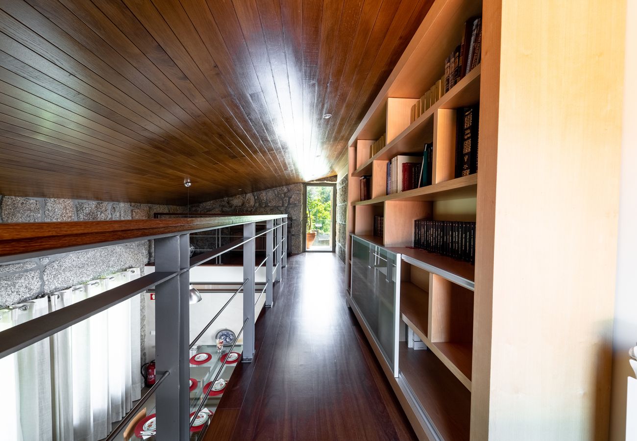Casa en Fafe - Casa de Silvares Fafe - Moradia Premium com piscina by House and People