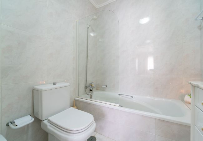 Casa en Esposende - Marinhas Esposende - Moradia V4 com piscina junto à praia by House and People pt Travessa Fra Casa en Esposende - Marinhas Esposende - Moradia V4 com piscina junto à praia by House and People pt Travessa Fra