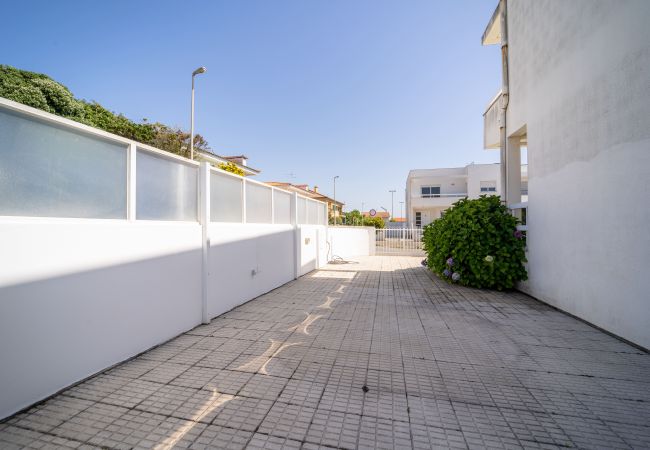 Casa en Esposende - Marinhas Esposende - Moradia V4 com piscina junto à praia by House and People pt Travessa Fra Casa en Esposende - Marinhas Esposende - Moradia V4 com piscina junto à praia by House and People pt Travessa Fra