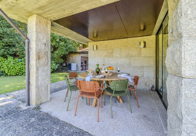 Casa en Caniçada - Ge House by House and People Casa en Caniçada - Ge House by House and People